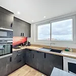 Le Balcon - Vue Sur Canal De Brienne
