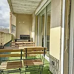 Le Balcon - Vue Sur Canal De Brienne